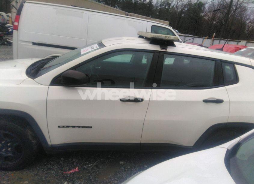 Photo 14 of 2019 Jeep Compass SPORT FWD (VIN 3C4NJCAB4KT851020)