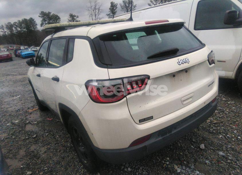Photo 3 of 2019 Jeep Compass SPORT FWD (VIN 3C4NJCAB4KT851020)
