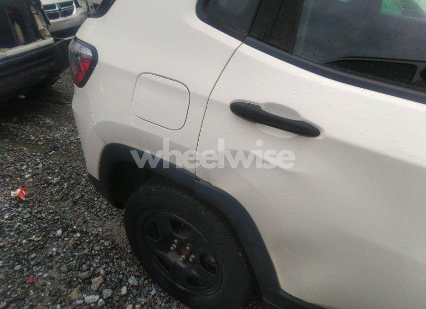 Photo 6 of 2019 Jeep Compass SPORT FWD (VIN 3C4NJCAB4KT851020)