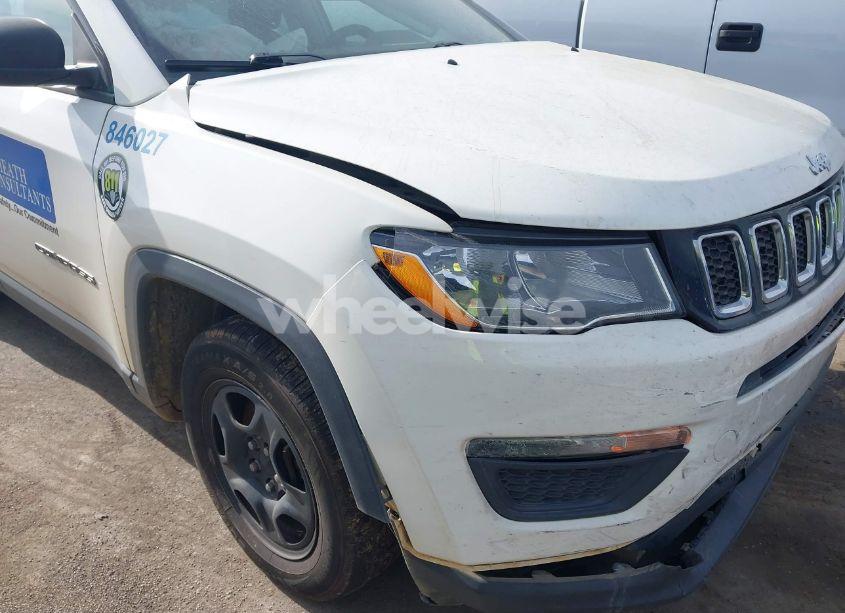 Photo 17 of 2018 Jeep Compass SPORT FWD (VIN 3C4NJCAB5JT151764)