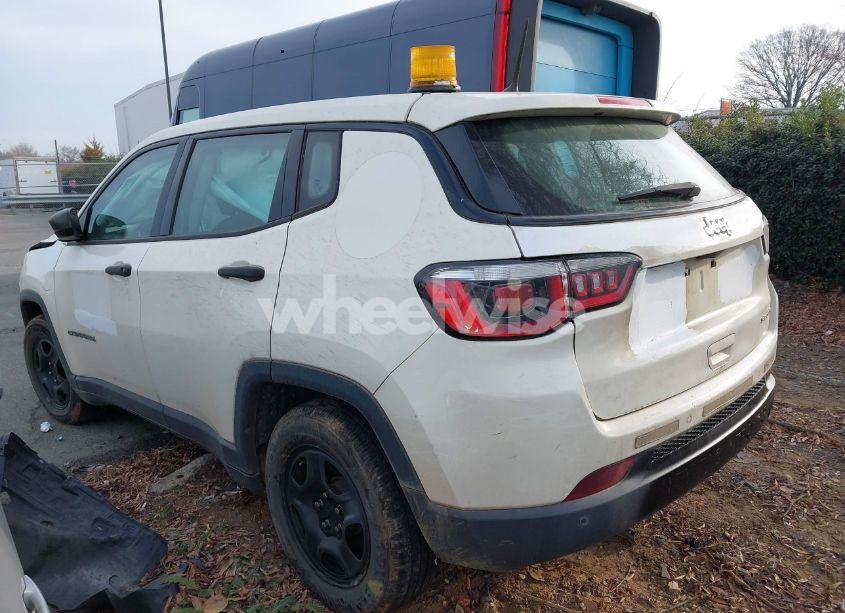 Photo 3 of 2018 Jeep Compass SPORT FWD (VIN 3C4NJCAB5JT151764)