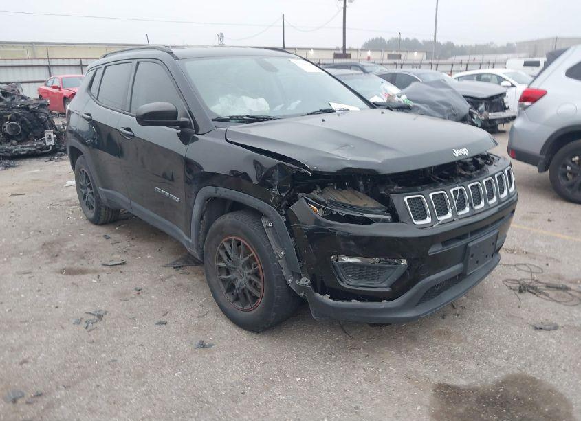 2018 Jeep Compass SPORT FWD (VIN 3C4NJCAB5JT250777) main photo