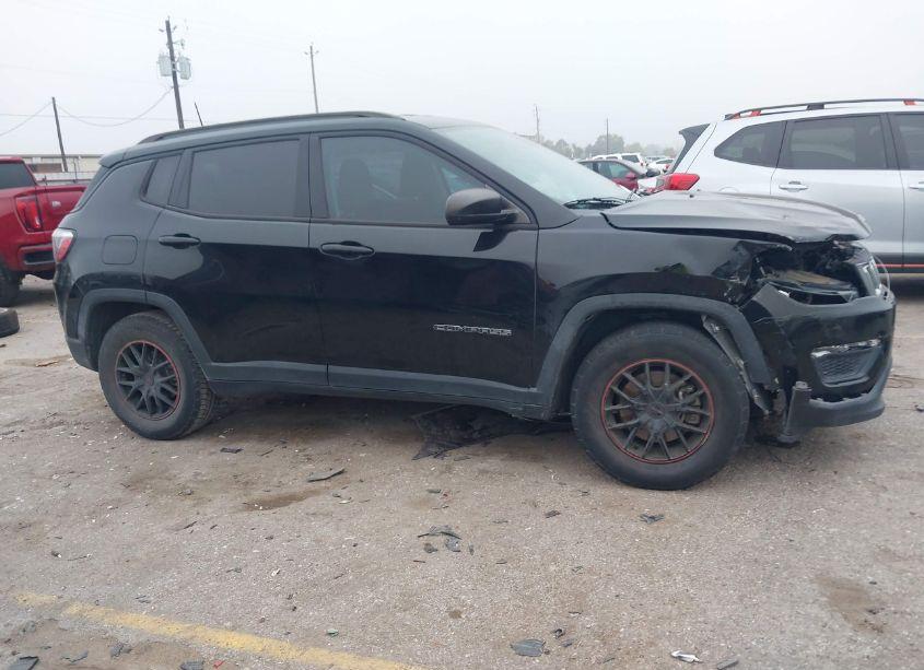 Photo 13 of 2018 Jeep Compass SPORT FWD (VIN 3C4NJCAB5JT250777)