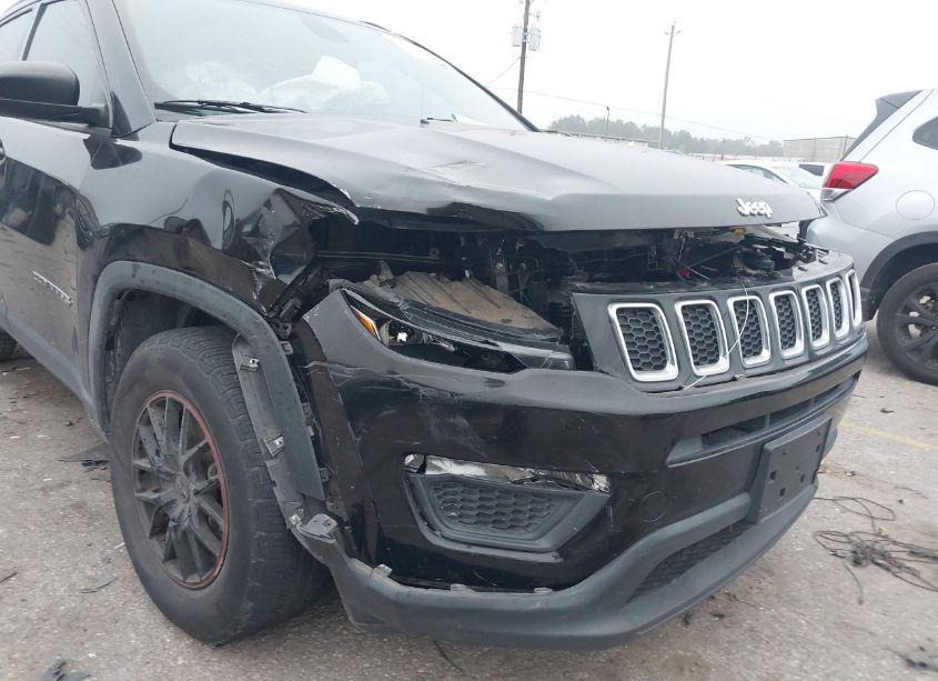 Photo 6 of 2018 Jeep Compass SPORT FWD (VIN 3C4NJCAB5JT250777)