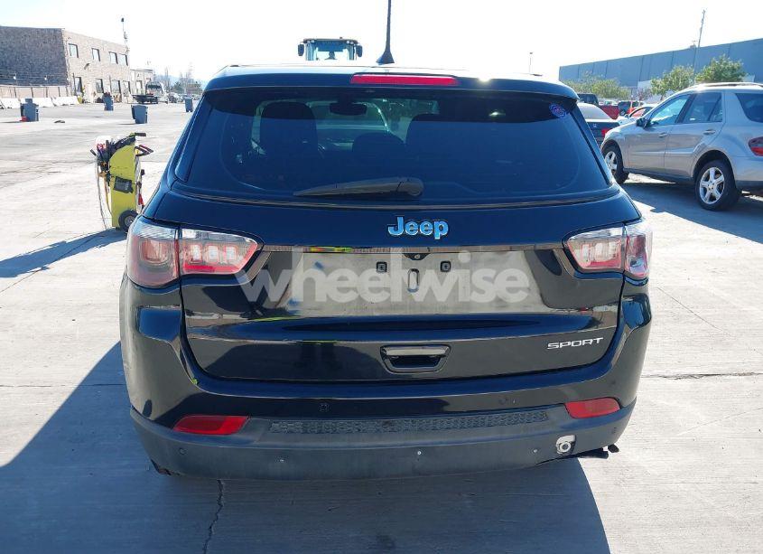 Photo 16 of 2018 Jeep Compass SPORT FWD (VIN 3C4NJCAB5JT461039)