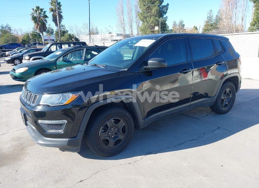 Photo 2 of 2018 Jeep Compass SPORT FWD (VIN 3C4NJCAB5JT461039)