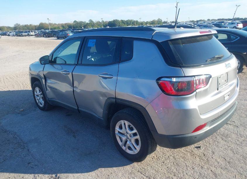 Photo 3 of 2018 Jeep Compass SPORT FWD (VIN 3C4NJCAB5JT488385)