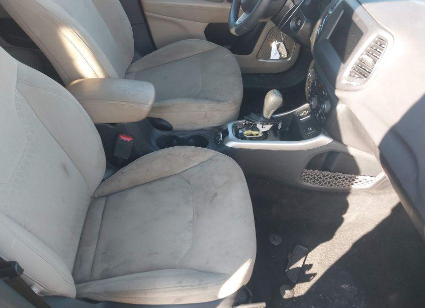 Photo 5 of 2018 Jeep Compass SPORT FWD (VIN 3C4NJCAB5JT488385)