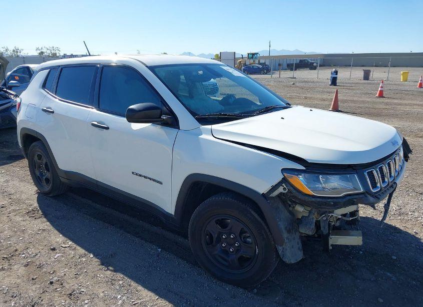 2020 Jeep Compass SPORT FWD (VIN 3C4NJCAB5LT125247) main photo