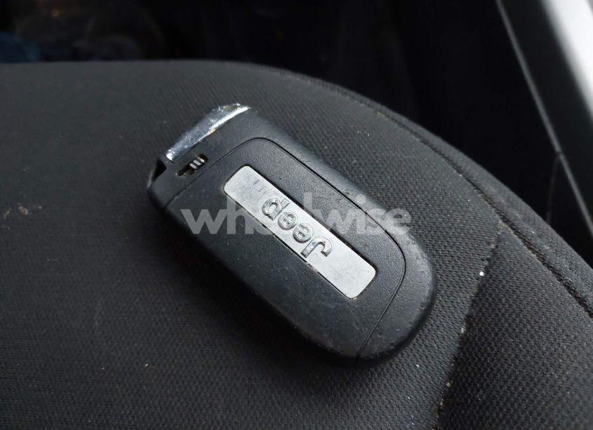 Photo 11 of 2018 Jeep Compass SPORT FWD (VIN 3C4NJCAB6JT122676)