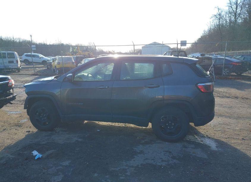 Photo 15 of 2019 Jeep Compass SPORT FWD (VIN 3C4NJCAB6KT726651)