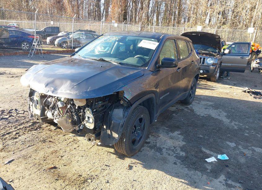 Photo 2 of 2019 Jeep Compass SPORT FWD (VIN 3C4NJCAB6KT726651)