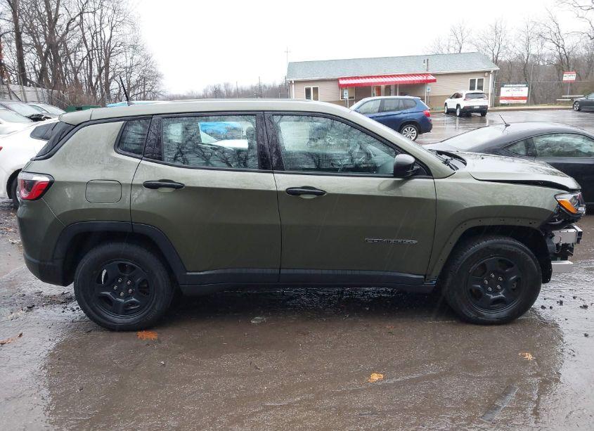 Photo 14 of 2018 Jeep Compass SPORT FWD (VIN 3C4NJCAB7JT107135)