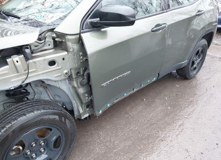 Photo 19 of 2018 Jeep Compass SPORT FWD (VIN 3C4NJCAB7JT107135)