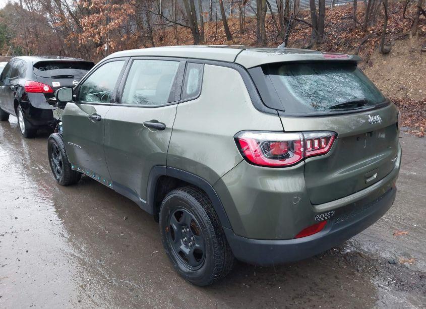 Photo 3 of 2018 Jeep Compass SPORT FWD (VIN 3C4NJCAB7JT107135)