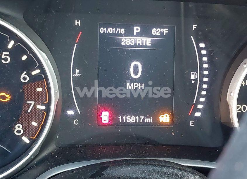 Photo 15 of 2018 Jeep Compass SPORT FWD (VIN 3C4NJCAB7JT204125)