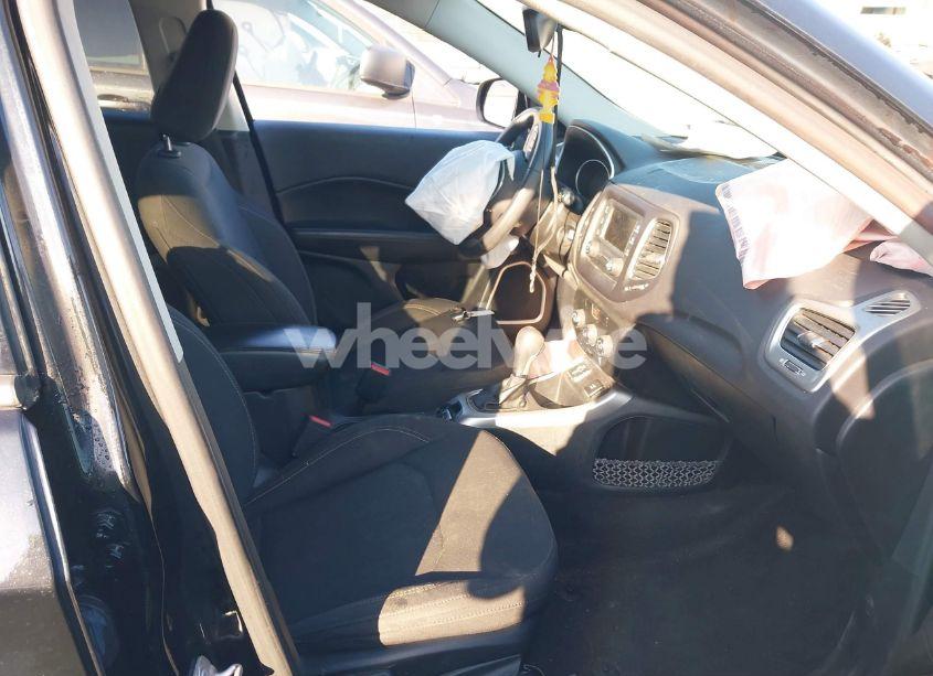 Photo 5 of 2018 Jeep Compass SPORT FWD (VIN 3C4NJCAB7JT204125)