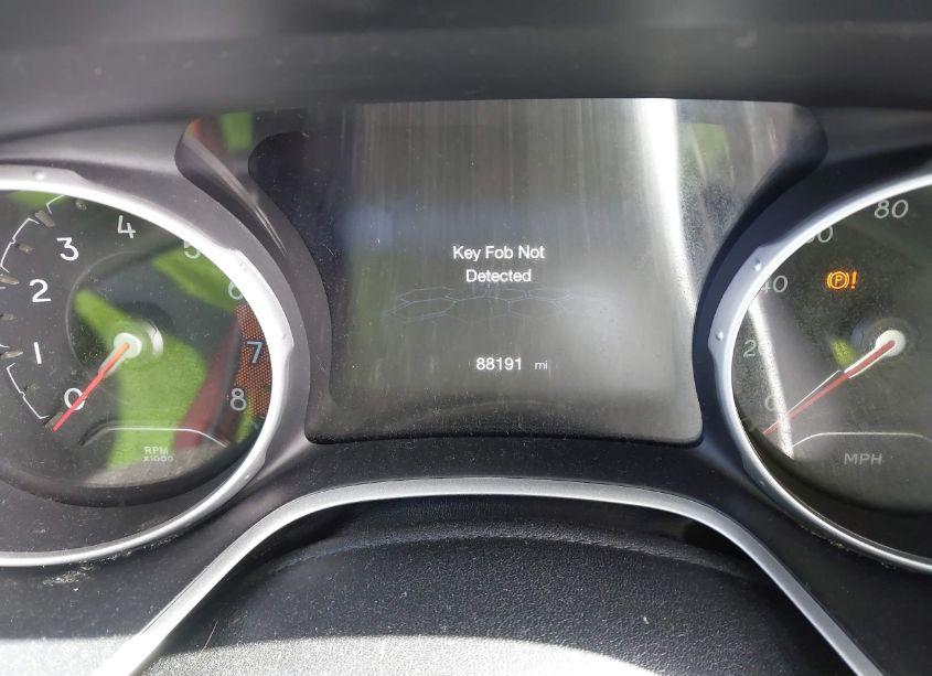 Photo 15 of 2018 Jeep Compass SPORT FWD (VIN 3C4NJCAB7JT250781)