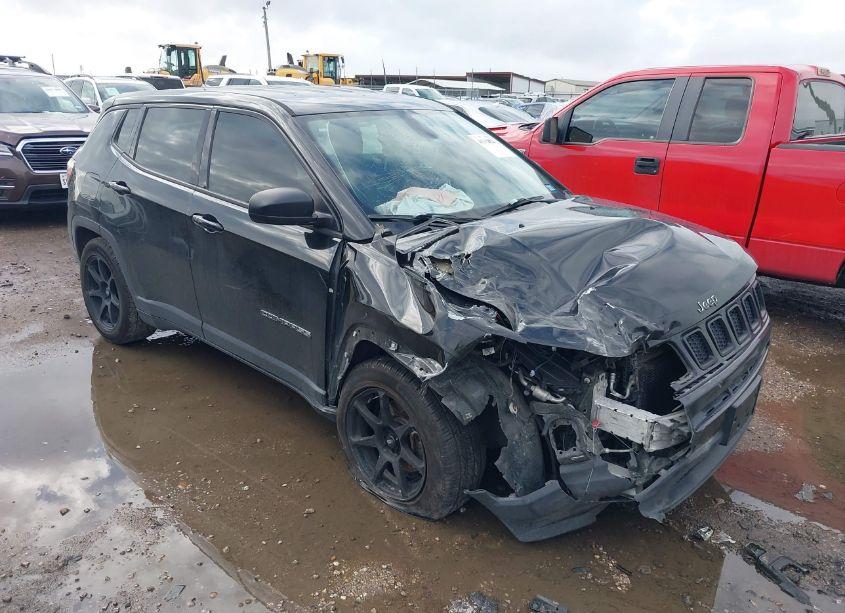 2018 Jeep Compass SPORT FWD (VIN 3C4NJCAB7JT335314) main photo