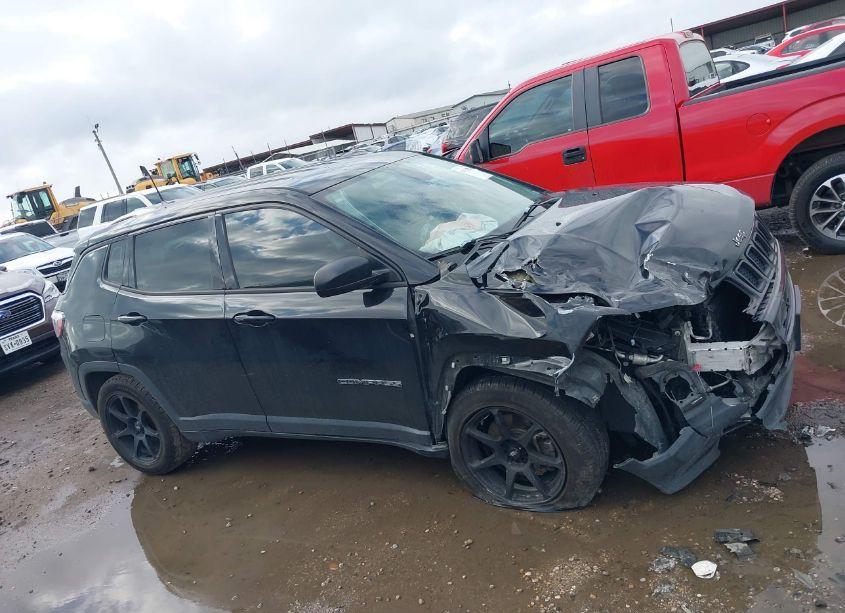 Photo 14 of 2018 Jeep Compass SPORT FWD (VIN 3C4NJCAB7JT335314)