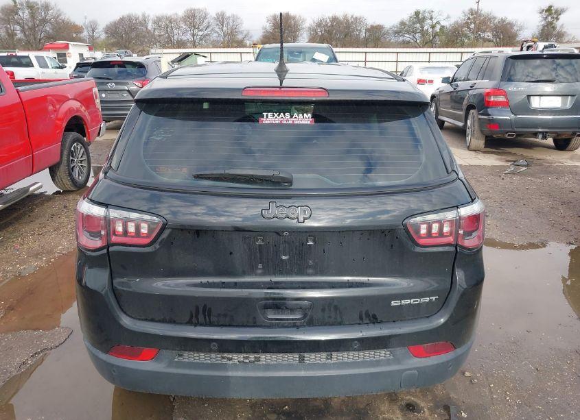 Photo 17 of 2018 Jeep Compass SPORT FWD (VIN 3C4NJCAB7JT335314)