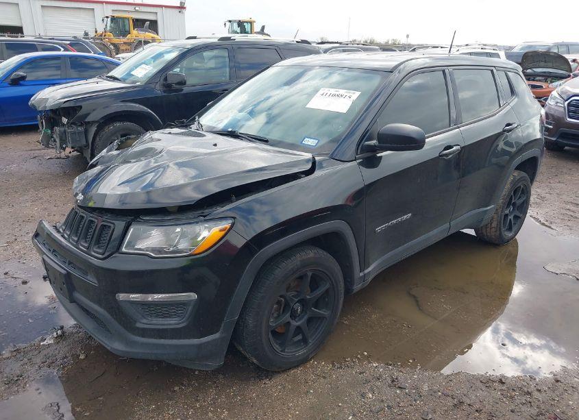Photo 2 of 2018 Jeep Compass SPORT FWD (VIN 3C4NJCAB7JT335314)