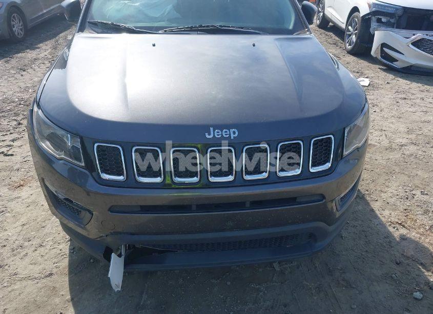 Photo 12 of 2018 Jeep Compass SPORT FWD (VIN 3C4NJCAB7JT369138)