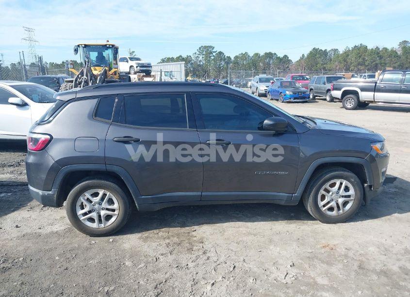 Photo 13 of 2018 Jeep Compass SPORT FWD (VIN 3C4NJCAB7JT369138)