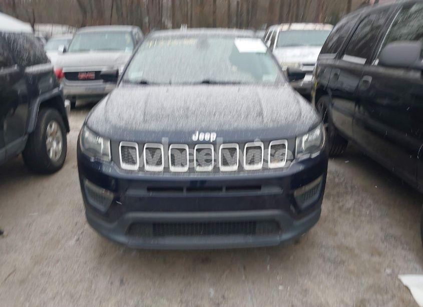Photo 12 of 2018 Jeep Compass SPORT FWD (VIN 3C4NJCAB8JT214937)