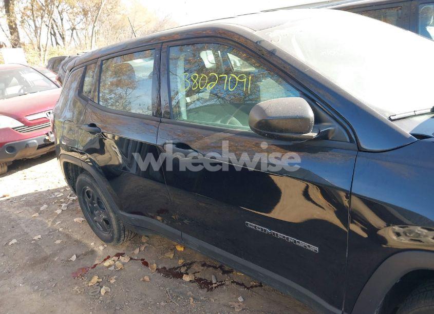 Photo 13 of 2019 Jeep Compass SPORT FWD (VIN 3C4NJCAB8KT726571)