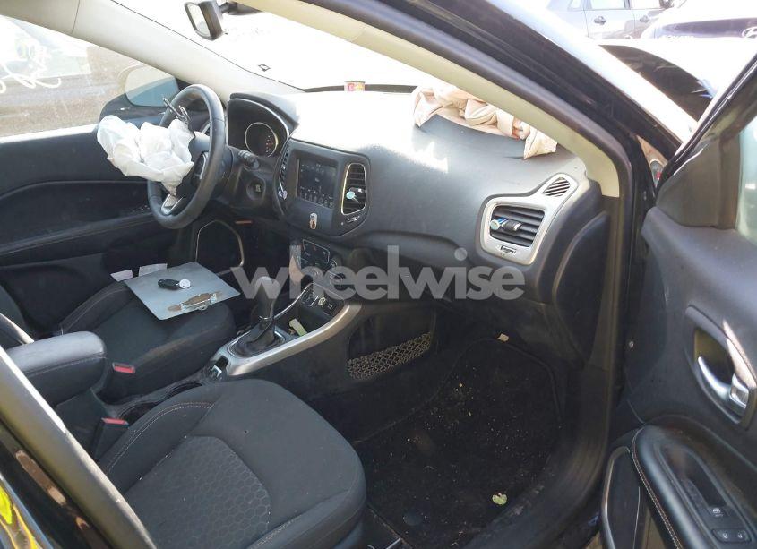 Photo 5 of 2019 Jeep Compass SPORT FWD (VIN 3C4NJCAB8KT726571)