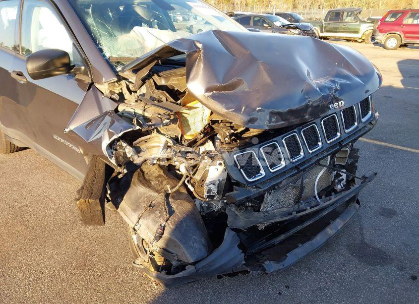 Photo 17 of 2019 Jeep Compass SPORT (VIN 3C4NJCAB9KT819549)