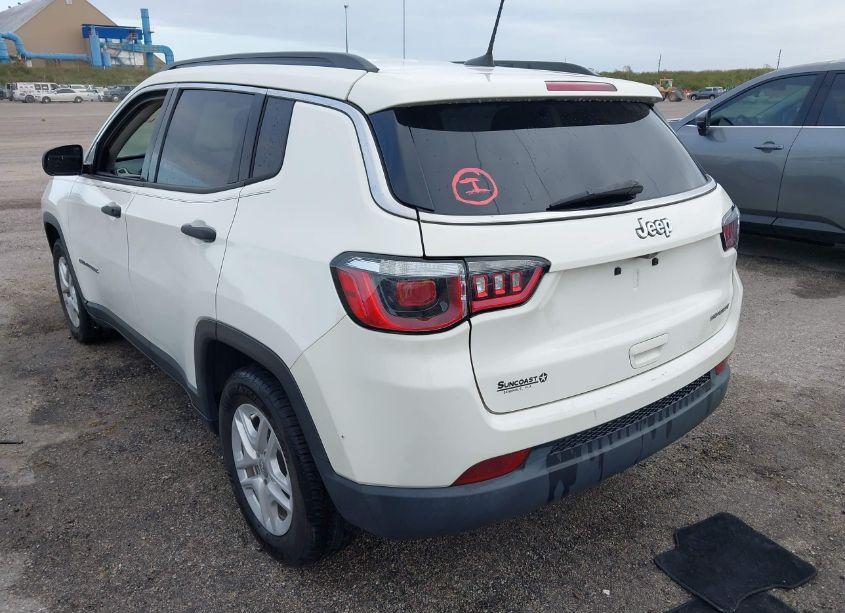Photo 3 of 2020 Jeep Compass SPORT FWD (VIN 3C4NJCAB9LT102618)