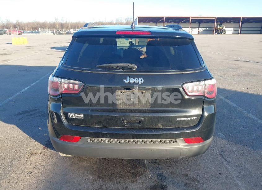 Photo 15 of 2018 Jeep Compass SPORT FWD (VIN 3C4NJCABXJT102530)
