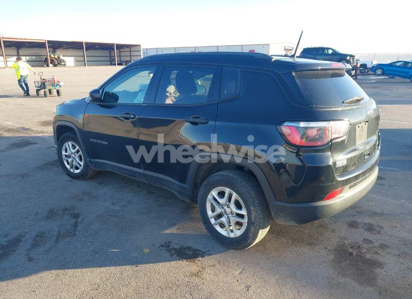 Photo 3 of 2018 Jeep Compass SPORT FWD (VIN 3C4NJCABXJT102530)
