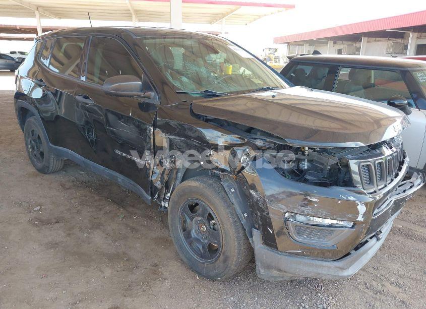 2018 Jeep Compass SPORT FWD (VIN 3C4NJCABXJT368260) main photo