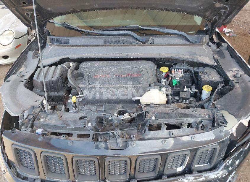 Photo 10 of 2018 Jeep Compass SPORT FWD (VIN 3C4NJCABXJT368260)