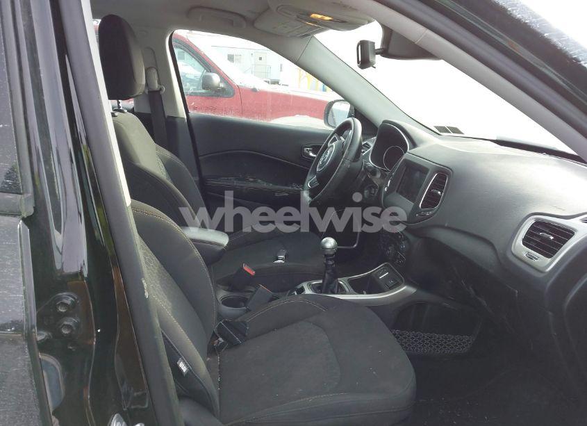 Photo 5 of 2019 Jeep Compass SPORT FWD (VIN 3C4NJCABXKT615150)