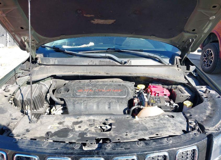 Photo 10 of 2020 Jeep Compass SPORT FWD (VIN 3C4NJCABXLT257968)