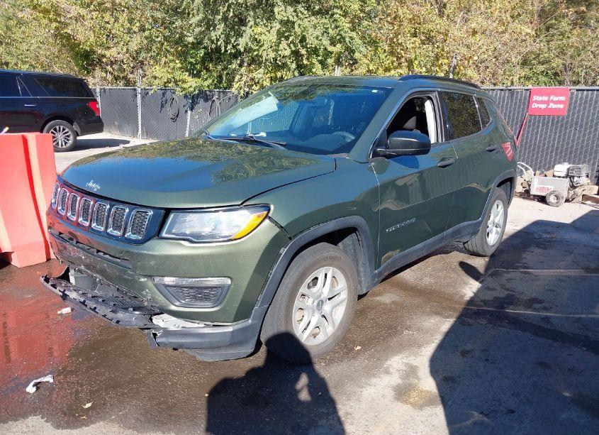 Photo 2 of 2020 Jeep Compass SPORT FWD (VIN 3C4NJCABXLT257968)