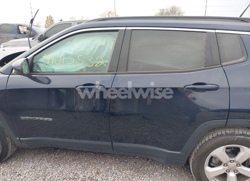 Photo 14 of 2018 Jeep Compass LATITUDE FWD (VIN 3C4NJCBB0JT204580)