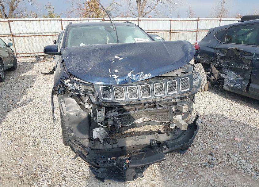 Photo 6 of 2018 Jeep Compass LATITUDE FWD (VIN 3C4NJCBB0JT204580)