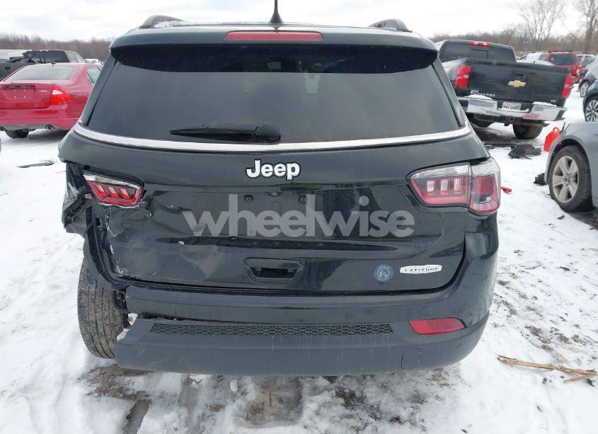 Photo 16 of 2018 Jeep Compass LATITUDE FWD (VIN 3C4NJCBB0JT293129)