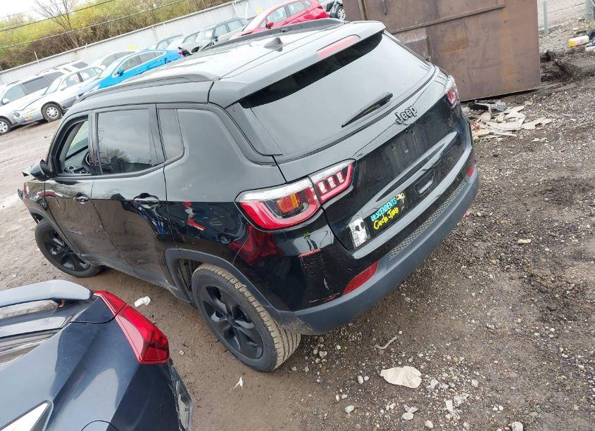 Photo 3 of 2019 Jeep Compass ALTITUDE FWD (VIN 3C4NJCBB0KT782535)