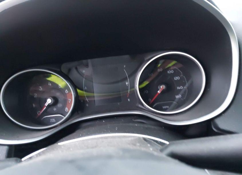 Photo 15 of 2020 Jeep Compass LATITUDE FWD (VIN 3C4NJCBB0LT105406)