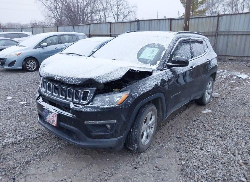 Photo 2 of 2020 Jeep Compass LATITUDE FWD (VIN 3C4NJCBB0LT105406)