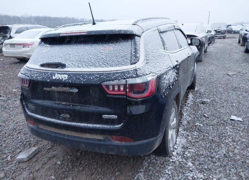 Photo 4 of 2020 Jeep Compass LATITUDE FWD (VIN 3C4NJCBB0LT105406)