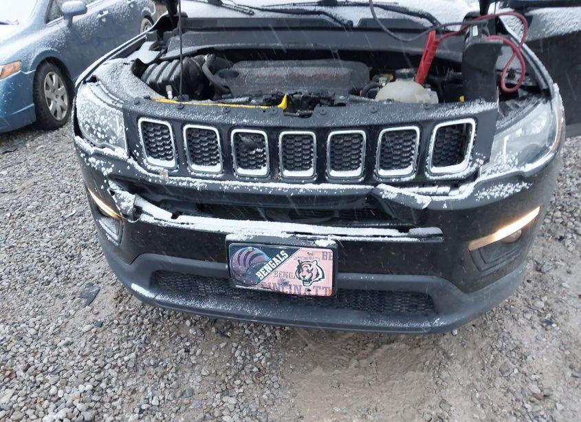 Photo 6 of 2020 Jeep Compass LATITUDE FWD (VIN 3C4NJCBB0LT105406)