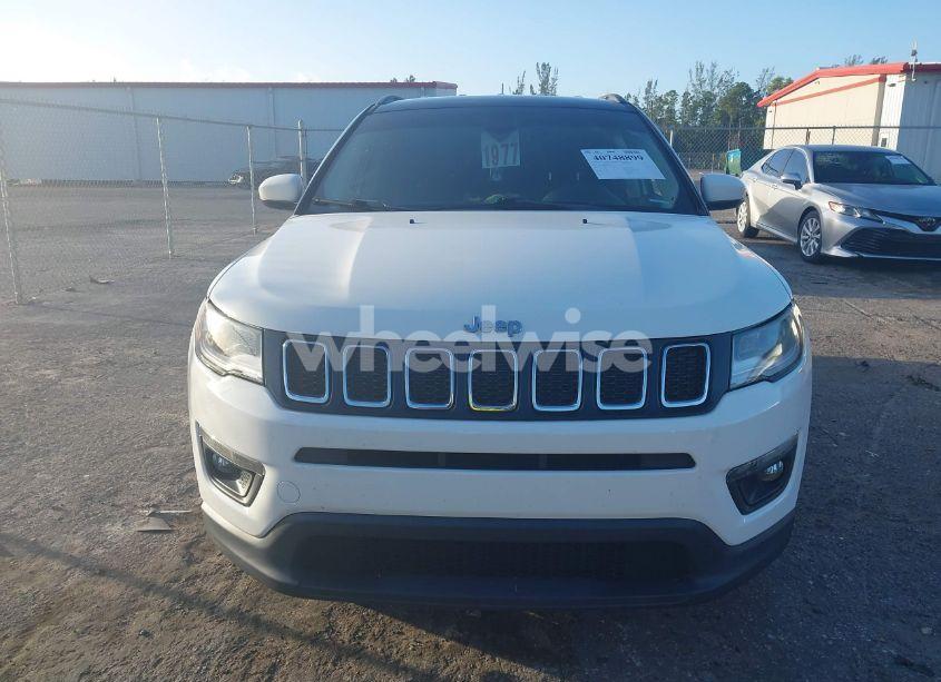 Photo 12 of 2020 Jeep Compass LATITUDE FWD (VIN 3C4NJCBB0LT114896)