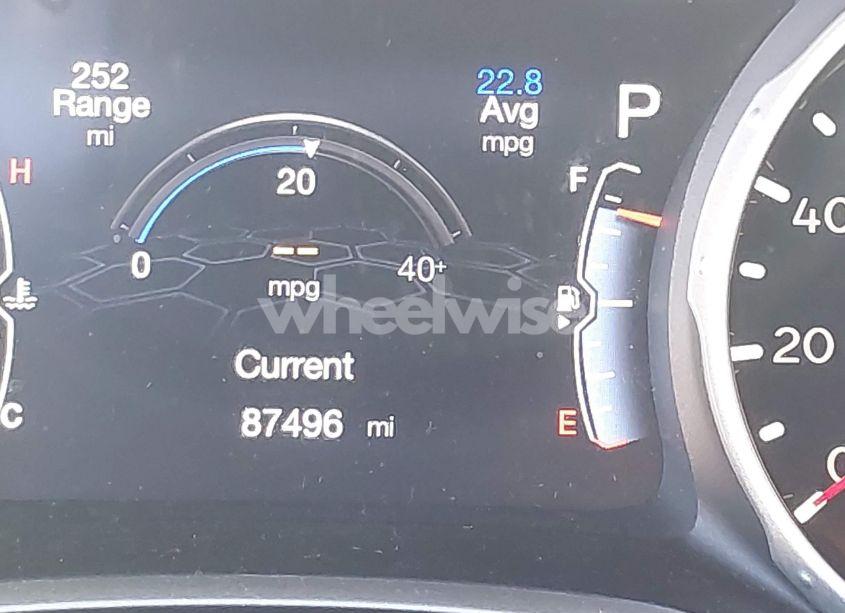 Photo 15 of 2020 Jeep Compass LATITUDE FWD (VIN 3C4NJCBB0LT114896)